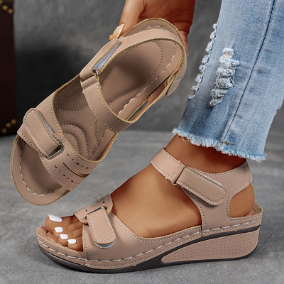 Noëmi™ | Comfortabele Verstelbare Sandalen met Sleehak