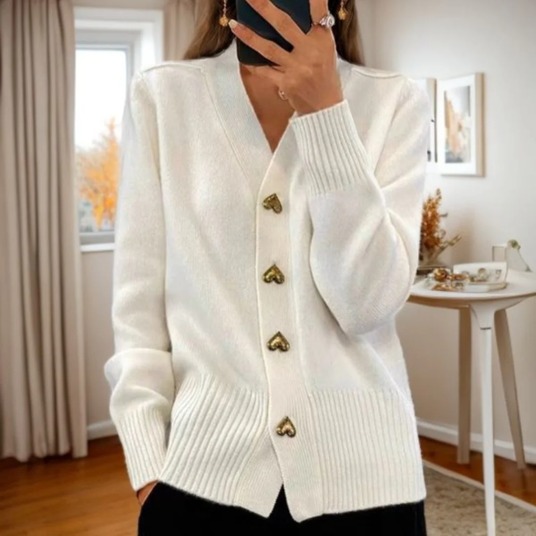 Éloise™ | Cardigan met Hartvormige Knopen