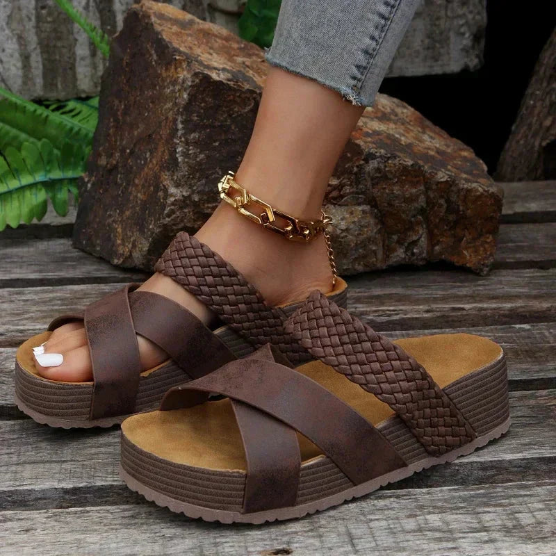 Fardau™ | Gevlochten Plateau Sandalen met Kruisbanden