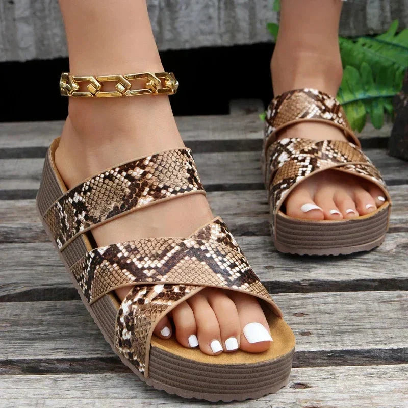Fardau™ | Gevlochten Plateau Sandalen met Kruisbanden