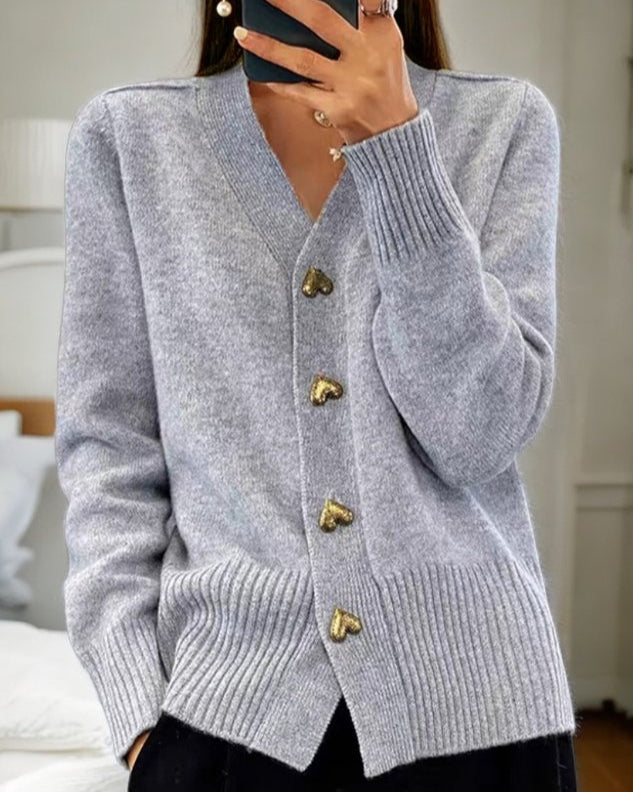 Éloise™ | Cardigan met Hartvormige Knopen